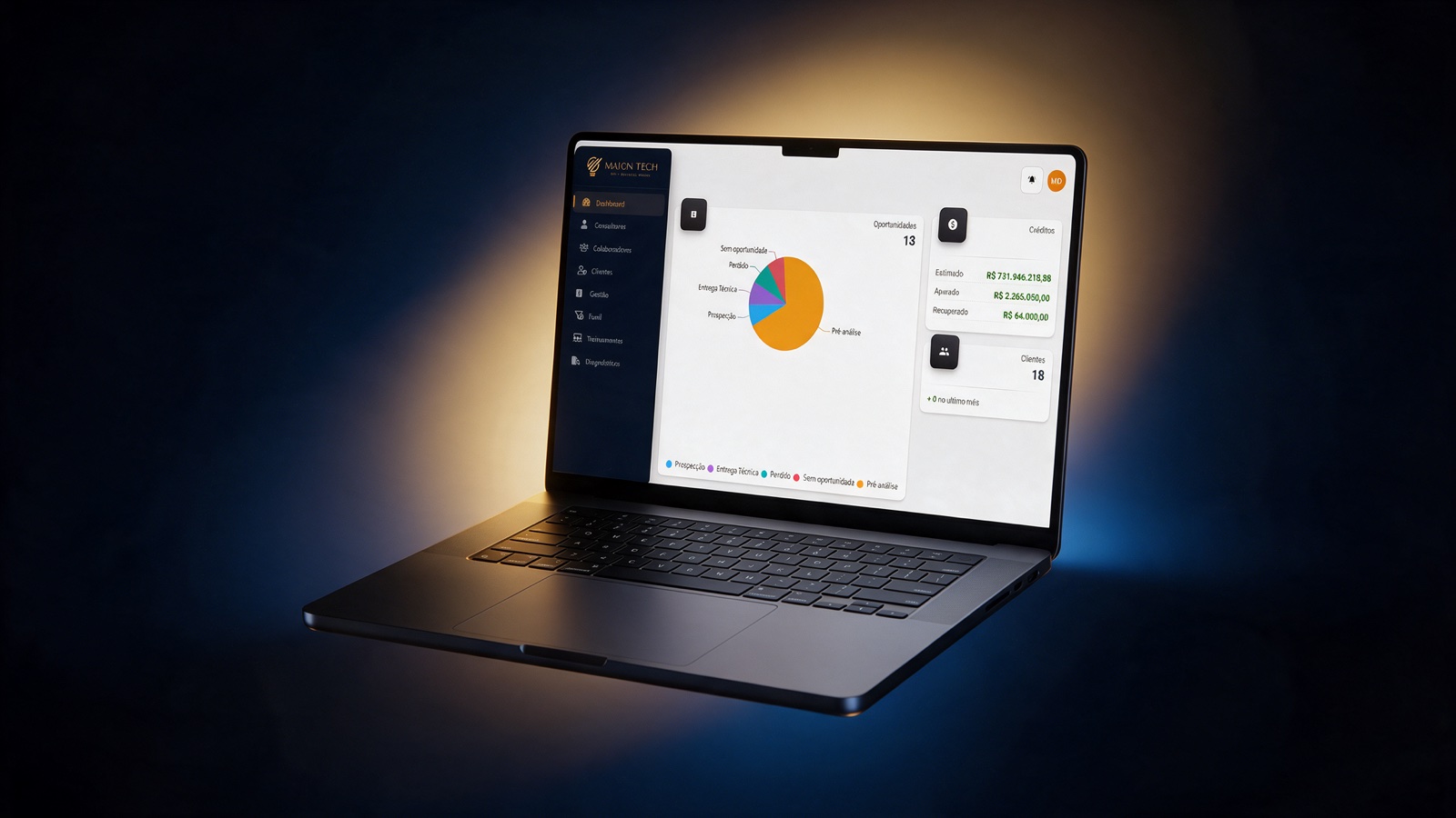 Notebook exibindo o sistema Maion Tax